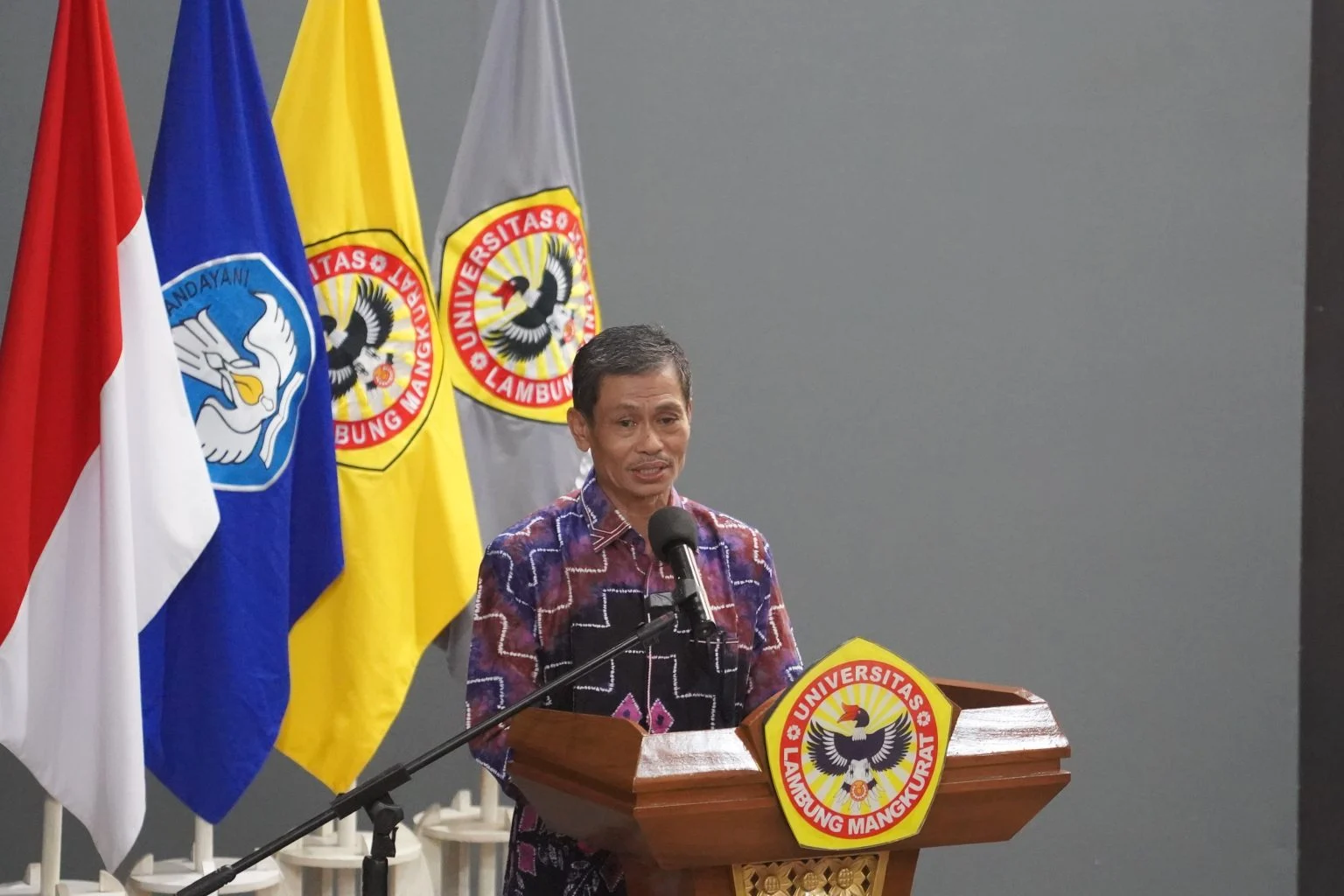 ULM Banjarmasin Teken Kontrak Hibah Riset 2026 dan Workshop Paten