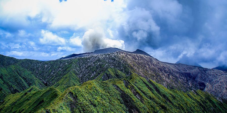 Basarnas Evakuasi 20 Pendaki Terjebak Erupsi Gunung Dukono Maluku Utara