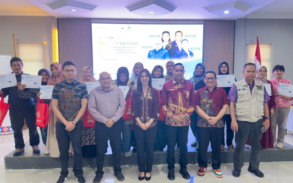 Ratusan UMKM Batam Adopsi Teknologi AI Lewat Inisiatif Senator Dwi Ajeng