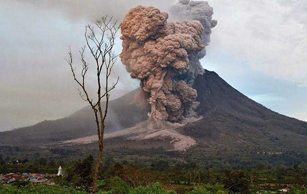 Pemkab Halmahera Utara Tutup Permanen Jalur Pendakian Gunung Dukono