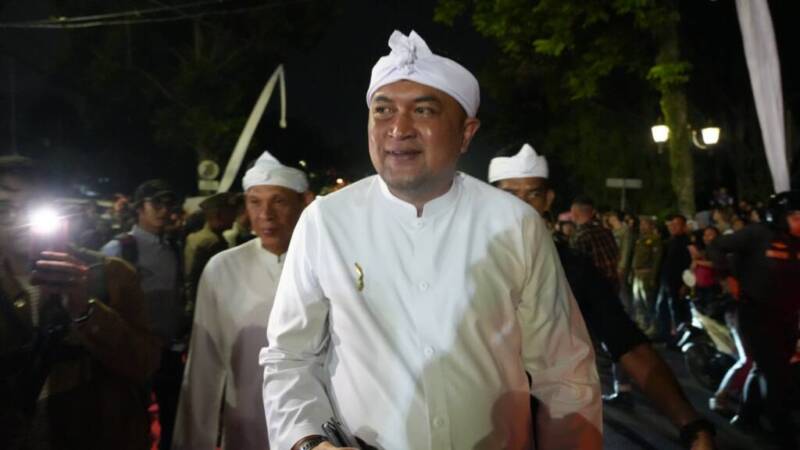 Bupati Bogor Rudy Susmanto Kawal Kirab Mahkota Binokasih di Kota Bogor