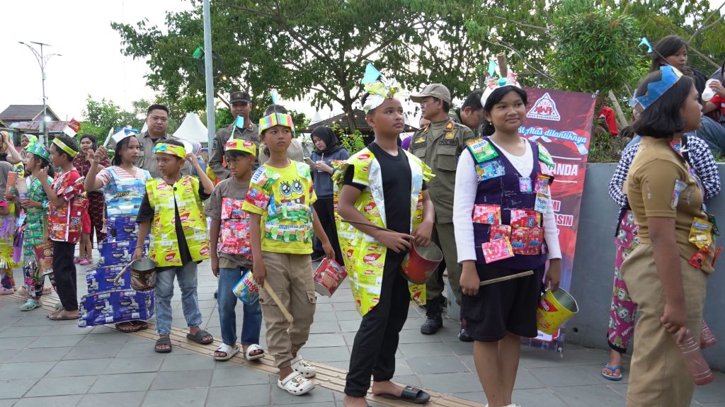 Pemkot Banjarmasin Gelar Festival Musik Sampah di RTH Teluk Kelayan