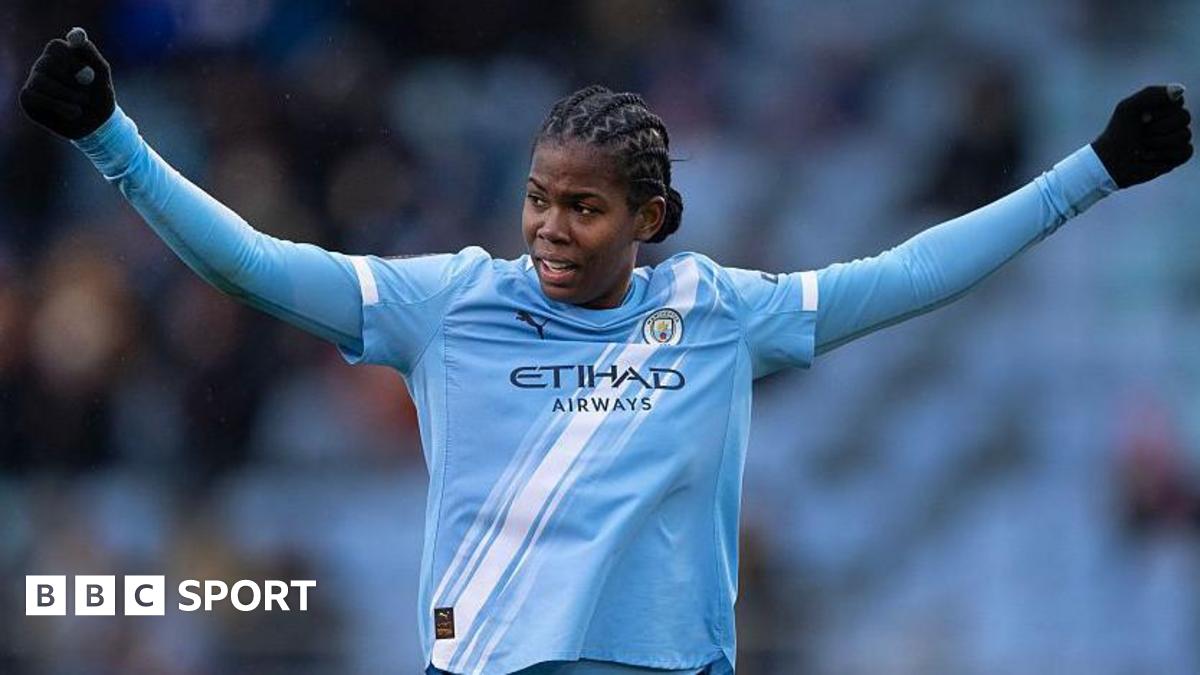 Khadija Shaw Raih Pemain Terbaik FWA di Tengah Rumor Transfer Chelsea