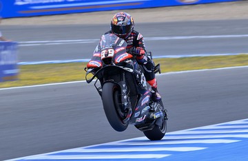 Jorge Martin Menangi Sprint Race MotoGP Prancis 2026, Marc Marquez Highside