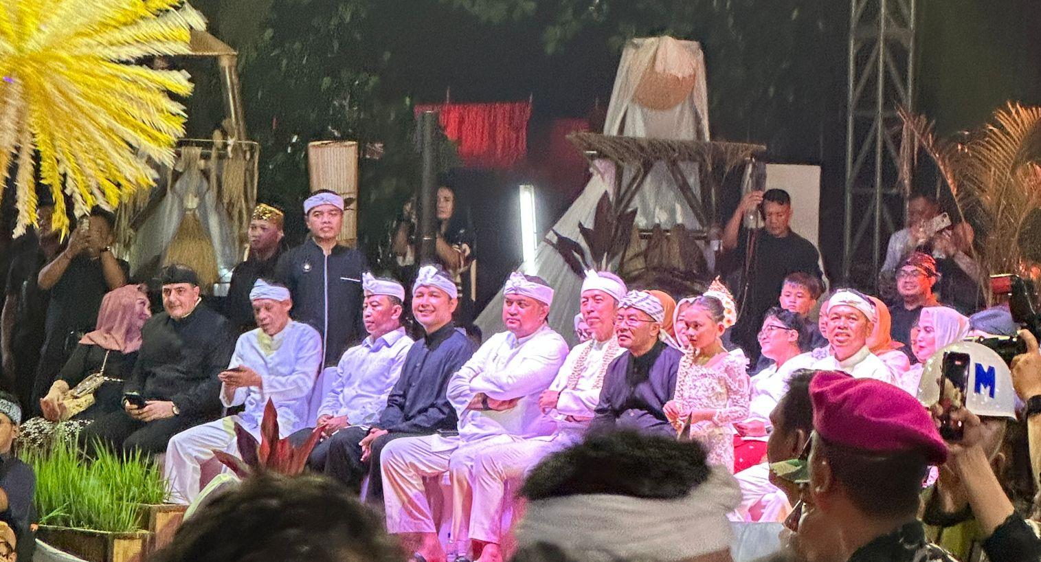 Bupati Bogor Rudy Susmanto Perkuat Sinergi Budaya di Kirab Mahkota Binokasih