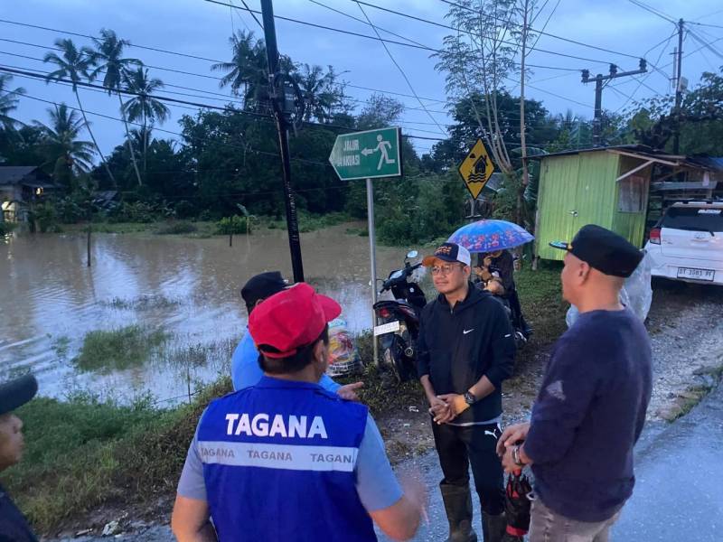 Banjir Rendam 35 Rumah di Kali Wanggu Kendari, 112 Warga Dievakuasi ke Posko Darurat