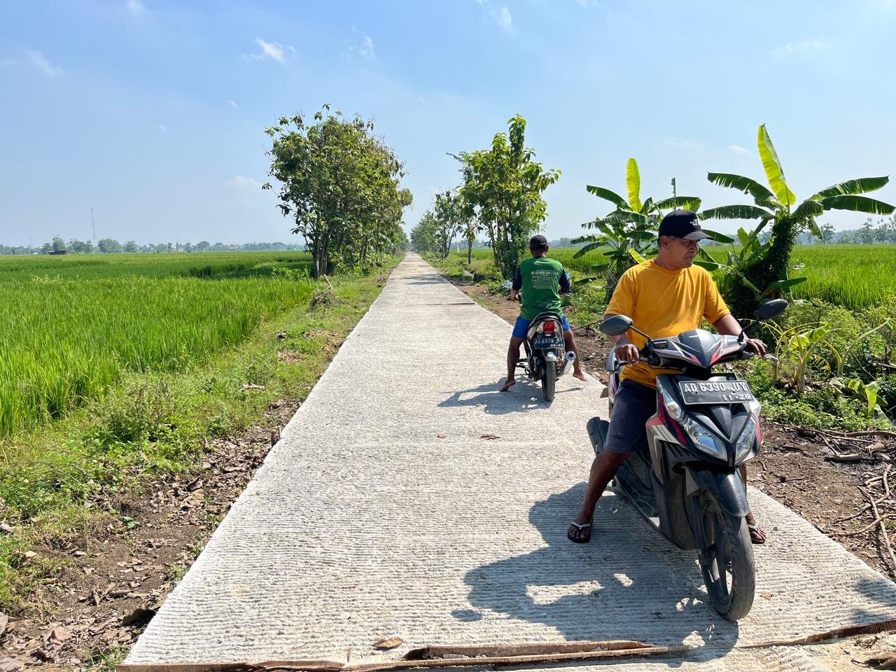 Akses Jalan Desa Puro Sragen Kini Mulus, Pengecoran Rabat Beton TMMD Kodim 0725 Rampung