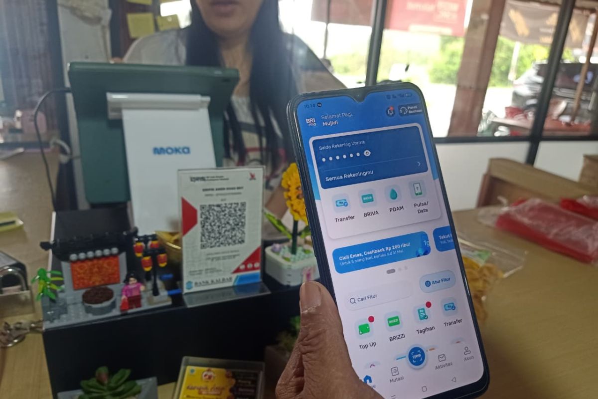 Gaya Hidup Digital Warga Bengkayang: Belanja Keripik Hingga Bayar Cicilan Kini Cukup Lewat BRImo