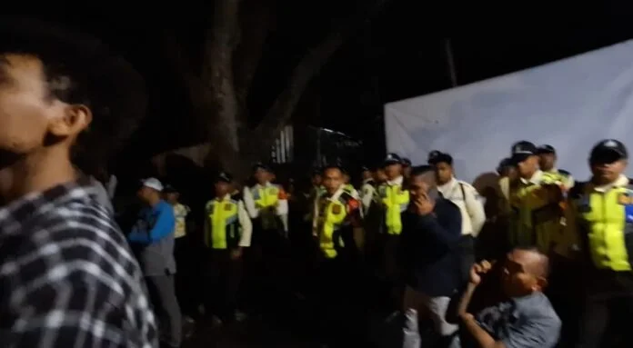 Unram Mataram Bantah Bungkam Mahasiswa Usai Bubarkan Nobar Film Pesta Babi