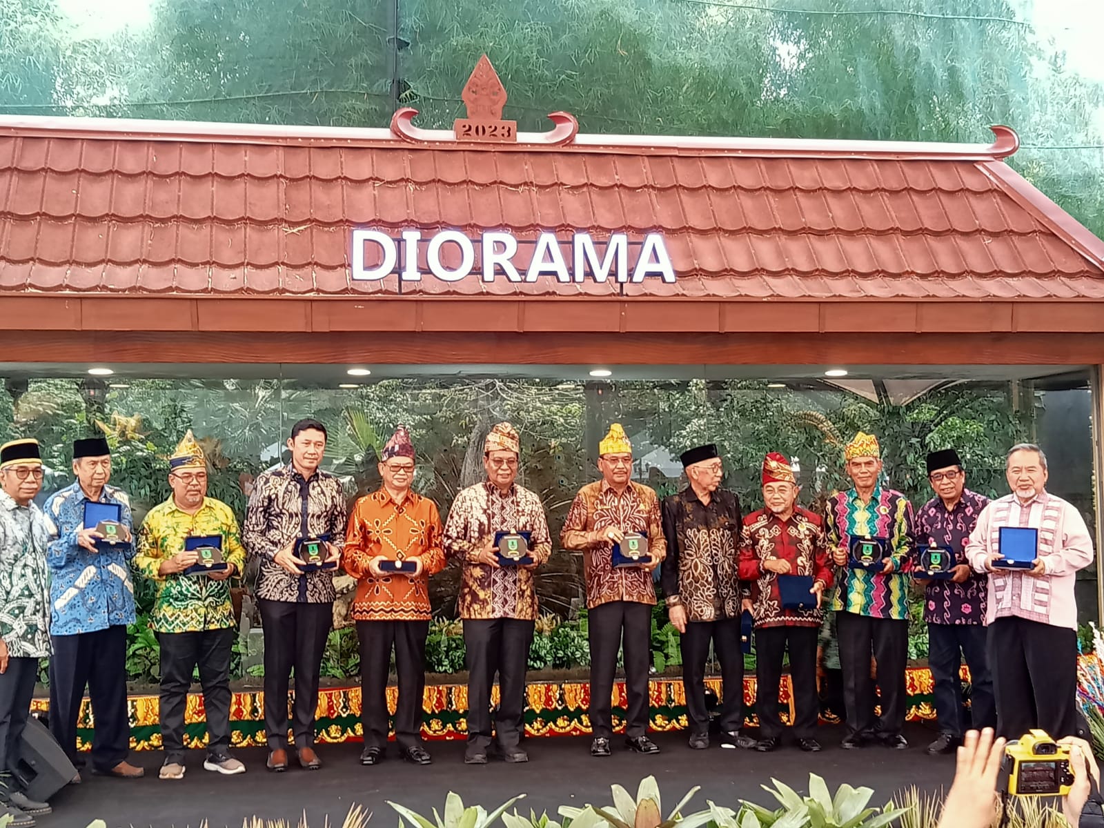 Sahbirin Noor Ajak Bubuhan Banjar Sadunia Perkuat Persatuan dan Menjemput Dunia di Jakarta