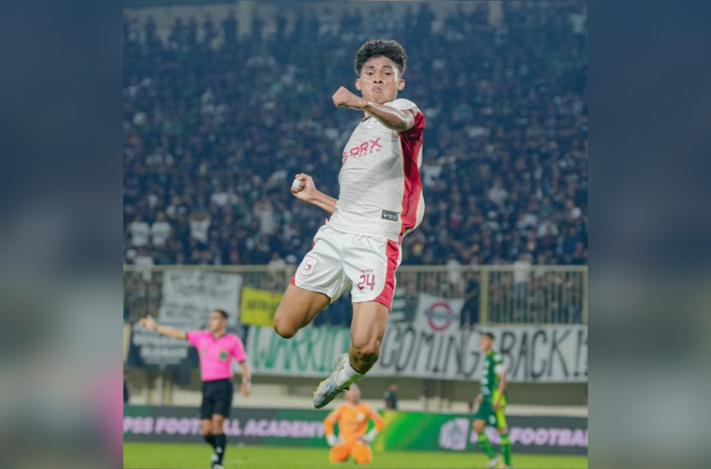 Pesepak Bola Ternate Alfin Kelilauw Antar Garudayaksa FC Juara Pegadaian Championship 2026