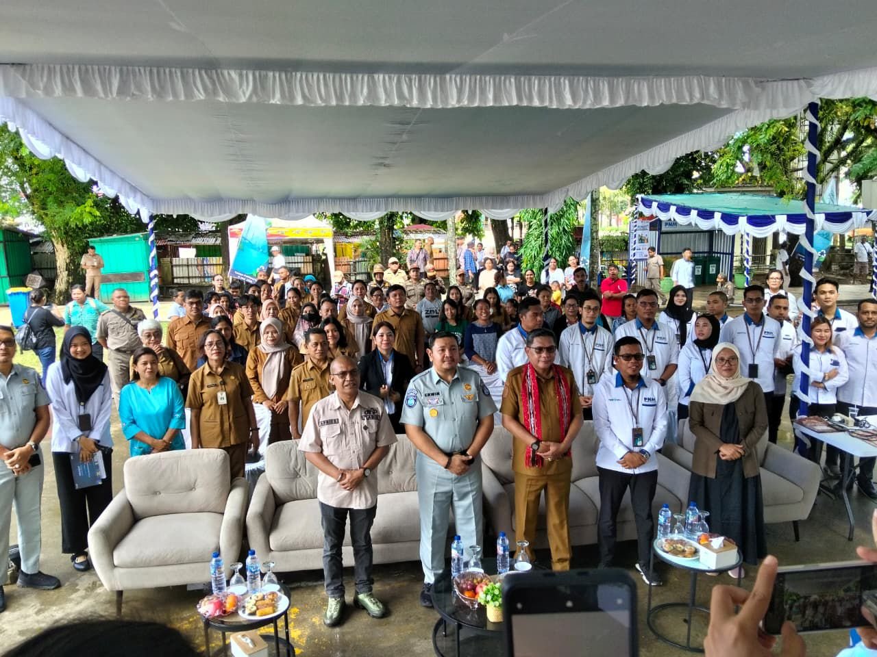 Wali Kota Ambon Resmikan TPS EcoLife, Targetkan 2-3 Bank Sampah di Setiap Desa