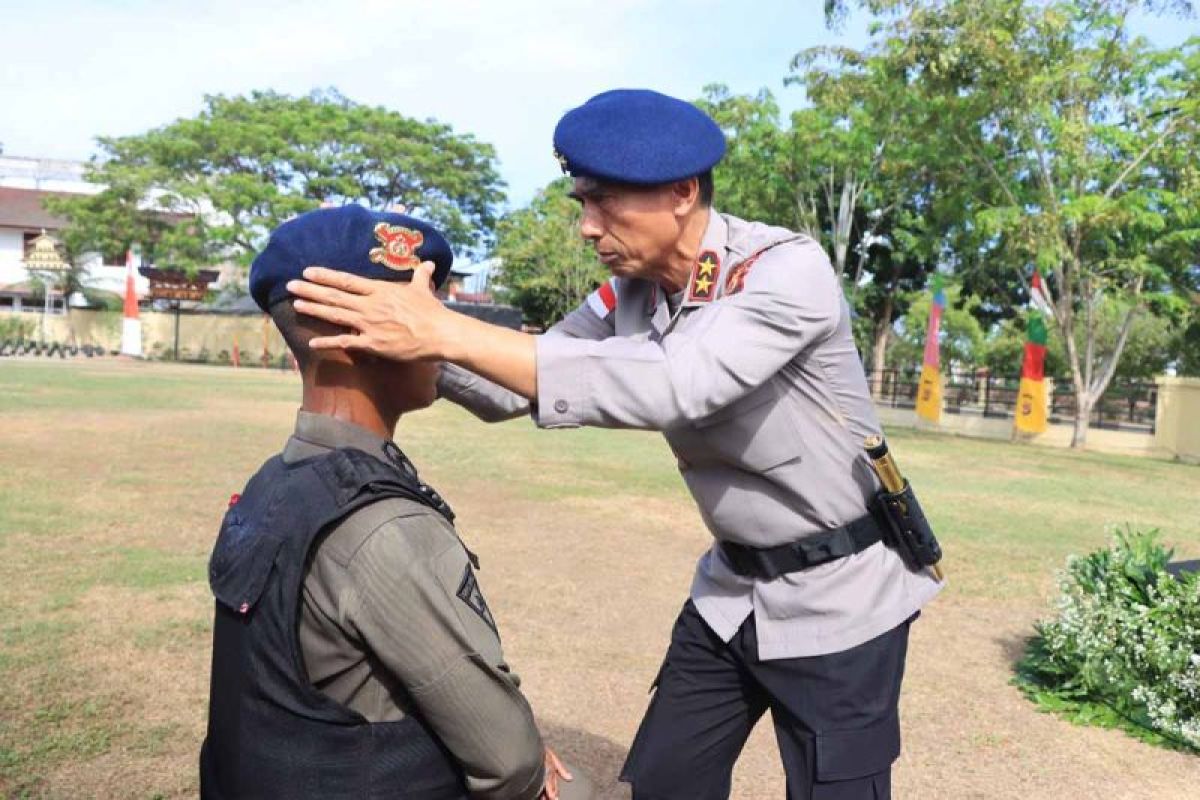 Kapolda Aceh Pimpin Pembaretan 30 Bintara Remaja Brimob, Ingatkan Jaga Kehormatan Baret Biru