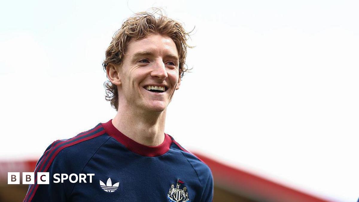 Newcastle United Parkir Anthony Gordon, Eddie Howe Mulai Rancang Skuad Musim Depan