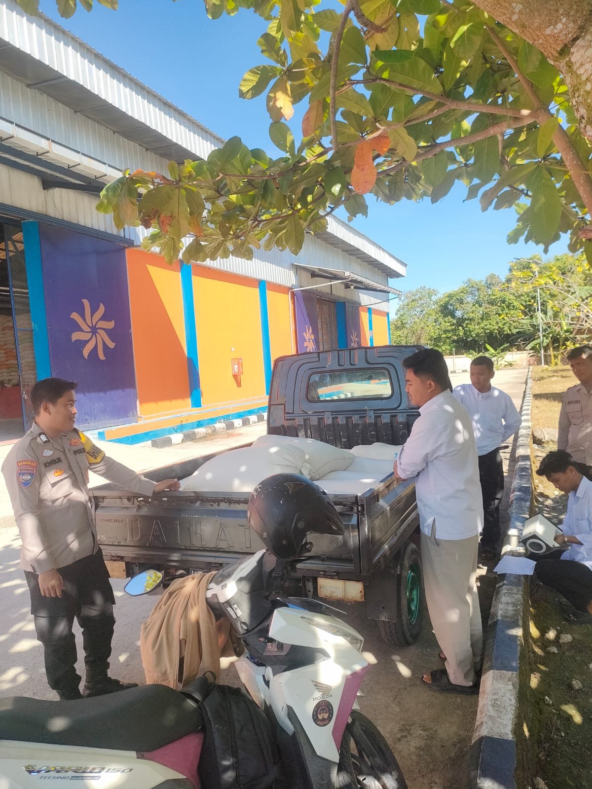 Polresta Bulungan Salurkan 750 Kg Jagung Petani ke Bulog, Serapan Terjamin