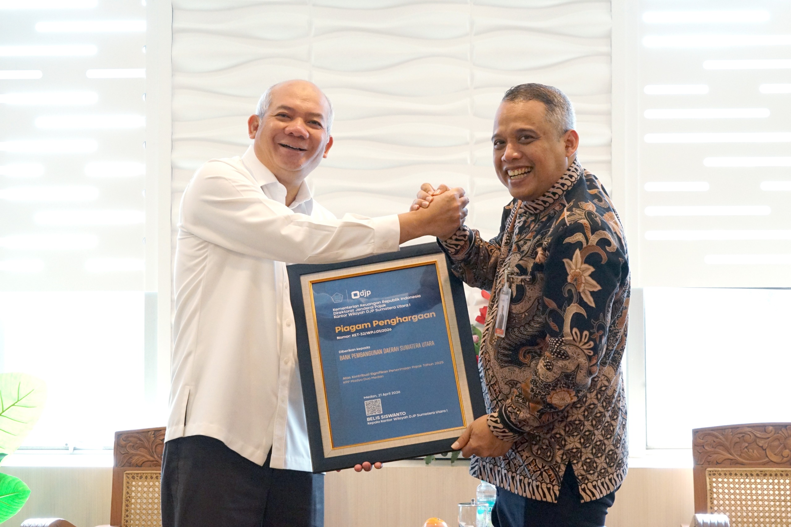 Taxpayer Award untuk Bank Sumut, Bukti Layanan Pajak Digital Makin Diandalkan