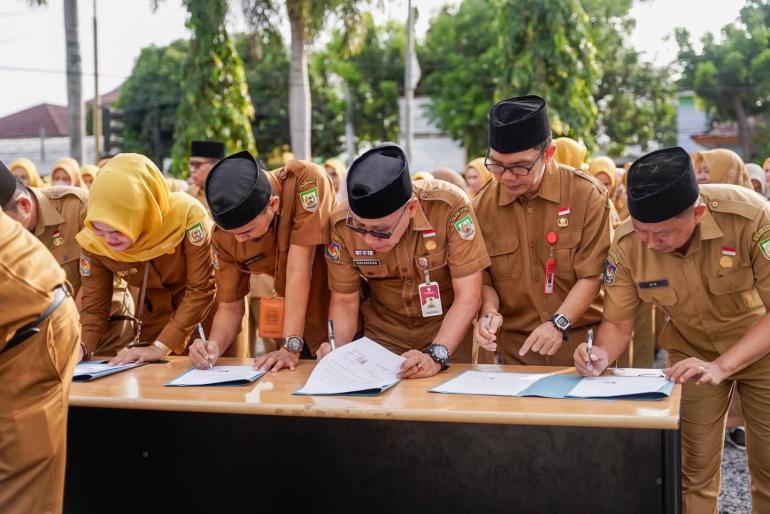 ASN Dinkes Bengkulu Teken Surat Anti Pungli dan Gratifikasi, Sekda: Bukan Sekadar Seremonial