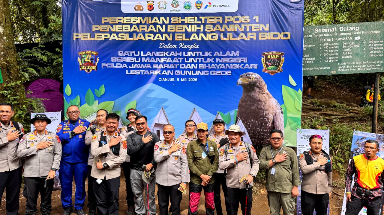 Kapolda Jabar dan Kapolres Purwakarta Tanam Edelweis di Gunung Gede, 3 Pilar Konservasi Dijalankan