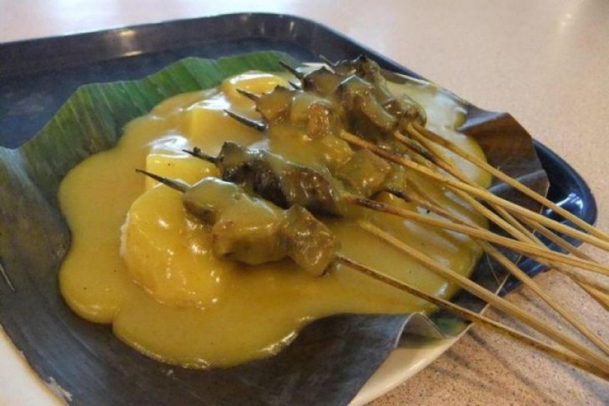 7 Sate Legendaris Padang Wajib Cicip, dari Itjap hingga KMS