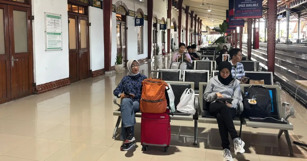 KAI Daop 4 Semarang Tambah KA Kaligung Tegal–Semarang PP saat Libur Kenaikan Isa Almasih