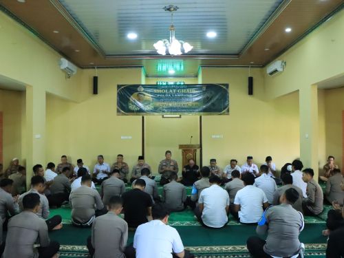 Polres Tulang Bawang Barat Gelar Sholat Ghaib dan Doa Bersama untuk Bripka Anumerta Arya Supena yang Gugur Ditembak di Bandar Lampung