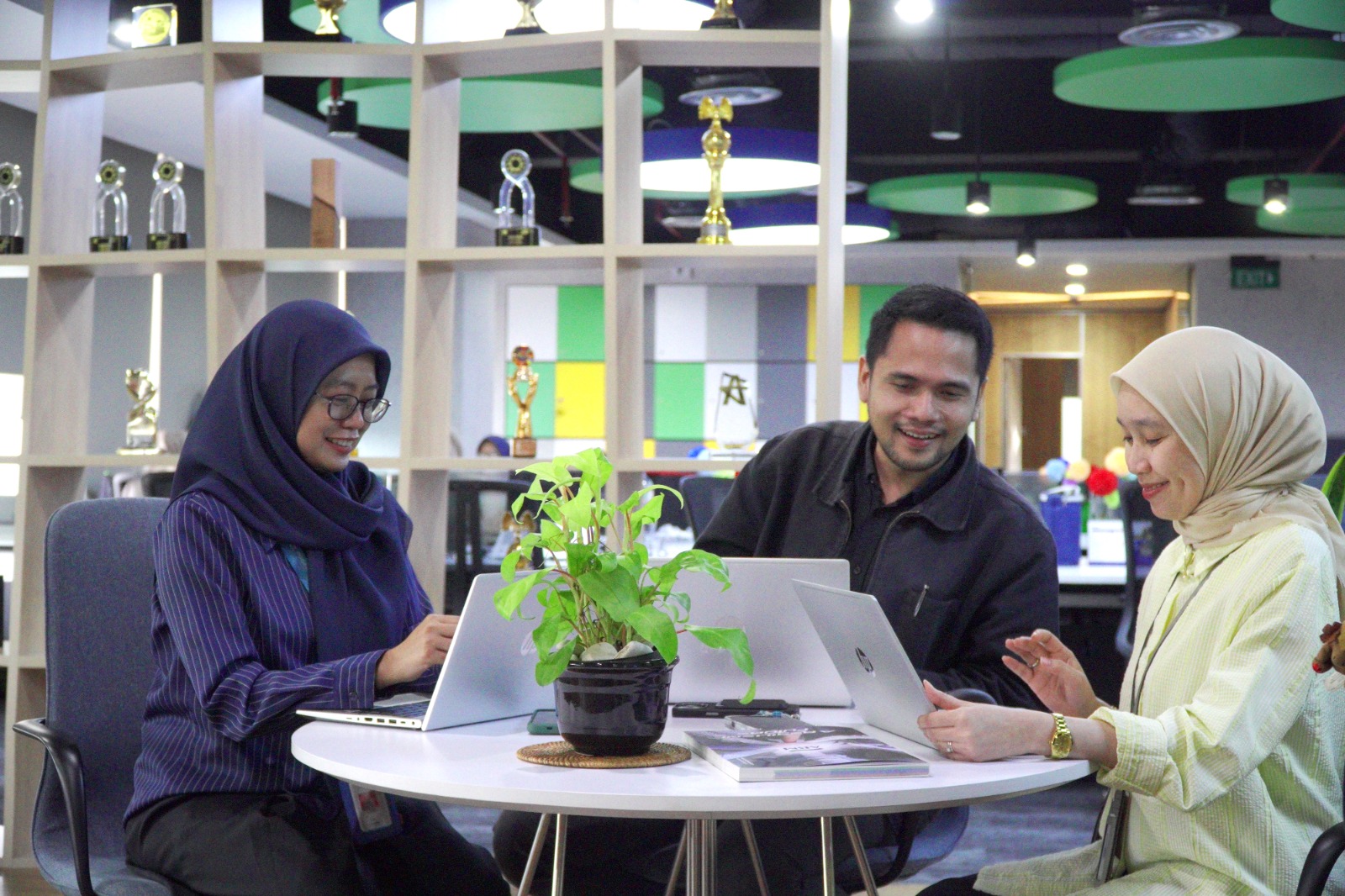 ABM Investama Kembangkan SPARROW, Analisis Pengadaan yang Dulu Sebulan Kini Cuma 1-2 Hari