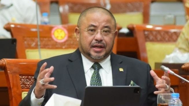 Polda Kepri Bongkar Judi Online Internasional Berkedok Lotre Hong Kong di Batam, 14 WNA dari 5 Negara Ditangkap