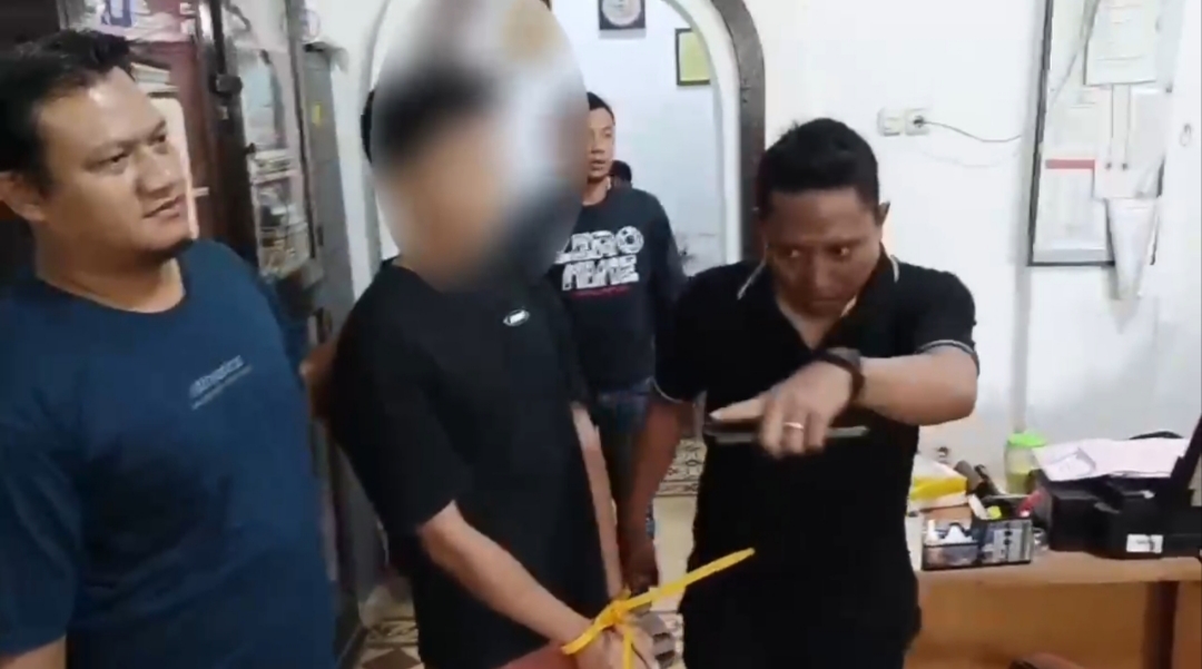 Terlilit Judi Online Rp3,1 Miliar, Warga Pati Kabur Usai Gelapkan Duit Perusahaan Ikan Cold Storage