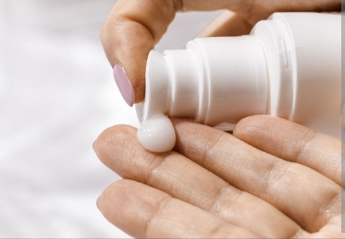 3 Risiko Kesehatan di Balik Sunscreen Viral TikTok, Jangan Tertipu Klaim “Ajaib” Tanpa Bukti