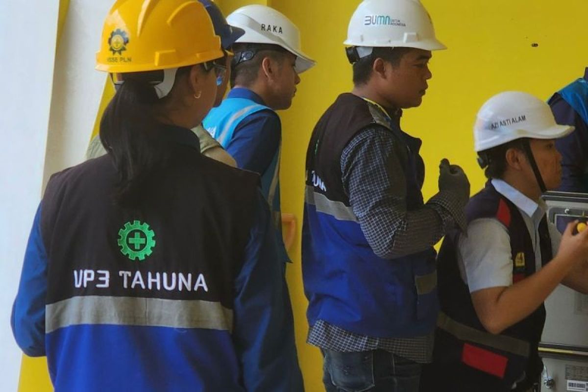 PLN Nyalakan Listrik 66.000 VA untuk Ritel Modern di Kepulauan Talaud, Dorong Investasi di Wilayah 3T