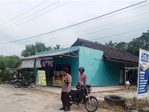 Polsek Palas Patroli Hunting Antisipasi Curanmor dan Curat di 2 Desa, Situasi Aman Terkendali
