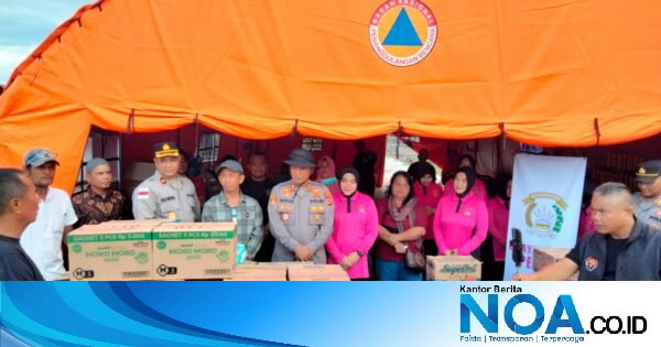 Kapolres Lhokseumawe Salurkan 86 Sak Beras dan 10 Kompor Gas untuk Korban Kebakaran di Komplek Pardede