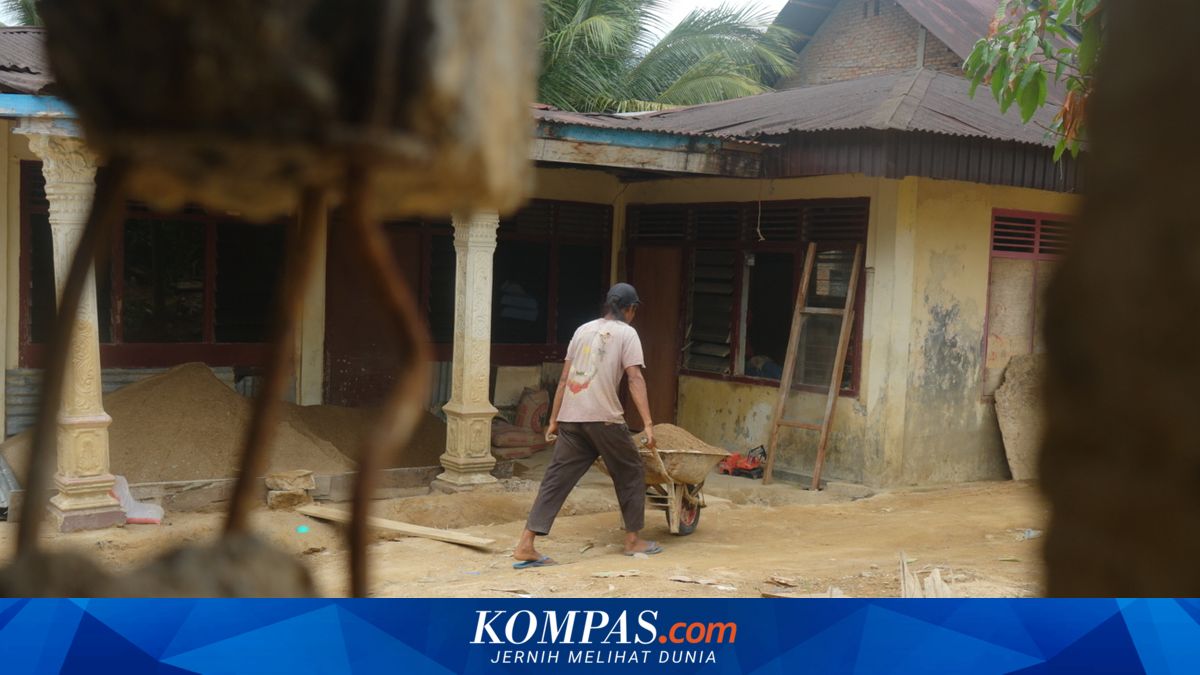 Listrik di Tiga Daerah Bencana Sumbar Pulih Total, PLN Pasang 619 Tiang Baru dalam Sepekan
