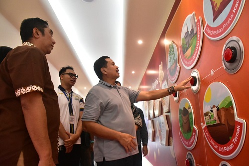 Bupati Sumedang Jajal Wahana Imersif Chocolatos X-Quest yang Punya 12 Zona Interaktif di Kawasan Industri