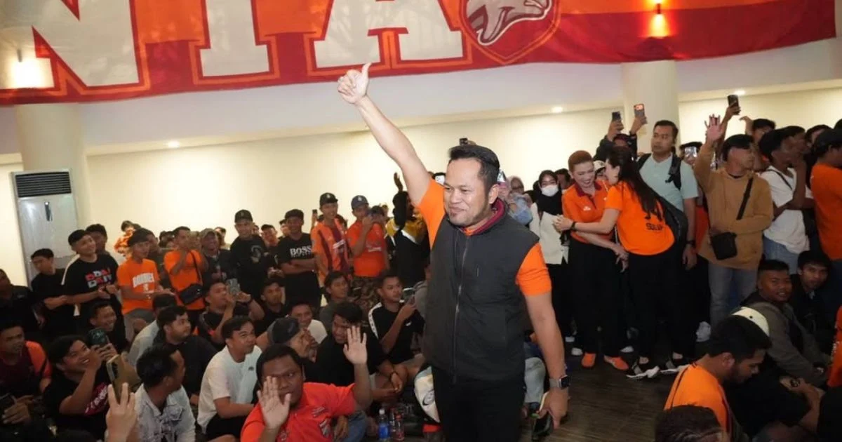Gubernur Kaltim Janji Benahi Lampu Stadion Segiri ke 1.200 Lux, Target Rampung Sebelum Borneo FC Tampil di Liga Asia Juli 2026