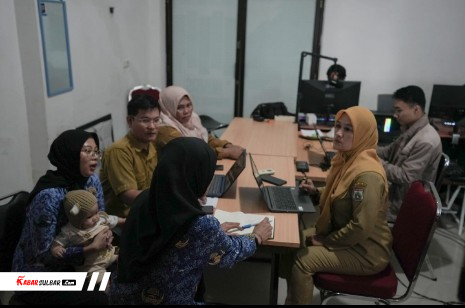Perkuat Keterbukaan Informasi, Pemkab Mamuju dan Diskominfo Sulbar Satukan Standar Pengelolaan Website Pemerintah