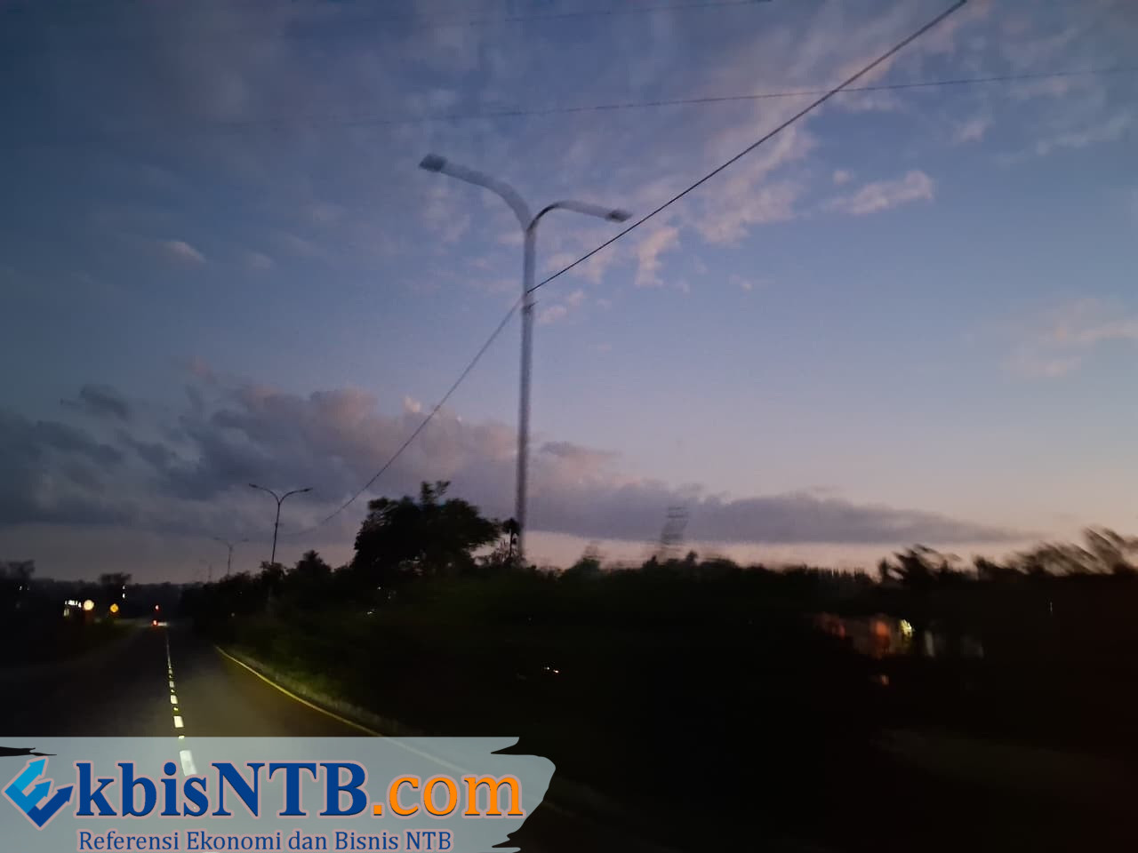 Jalan Provinsi NTB Gelap Gulita, Dishub Butuh Rp 2 Triliun untuk Pasang PJU di 1.400 Kilometer