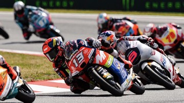 Target Podium Moto3 2026 Makin Nyata, Hakim Danish Akui Belajar Banyak dari Veda Ega