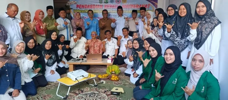 PT Semen Padang, Unand, dan DLH Sumbar Latih Pondok Pesantren Kelola Sampah Organik Lewat Budidaya Maggot BSF