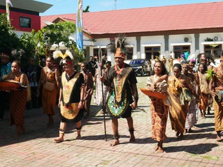 Gubernur Papua Barat Dorong Masyarakat Adat Kelola Tambang Rakyat, Regulasi Perda Sedang Digodok