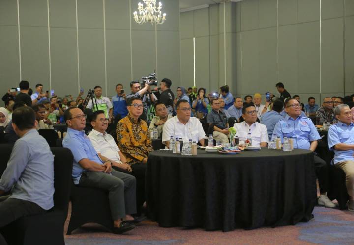 Wakil Wali Kota Tangerang Maryono Ajak Generasi Muda Terapkan Nilai Al-Qur’an dalam Keseharian di Haflah Tahfidz