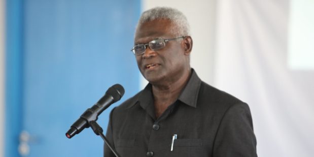 Mantan PM Kepulauan Solomon Manasseh Sogavare Kini Pimpin Oposisi Parlemen Nasional