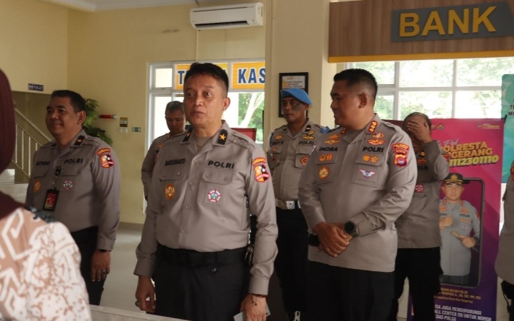 Brigjen Pol Marsudianto Supervisi SPKT dan Pamapta Polresta Tangerang, Dorong Pelayanan Polisi yang Lebih Cepat dan Humanis