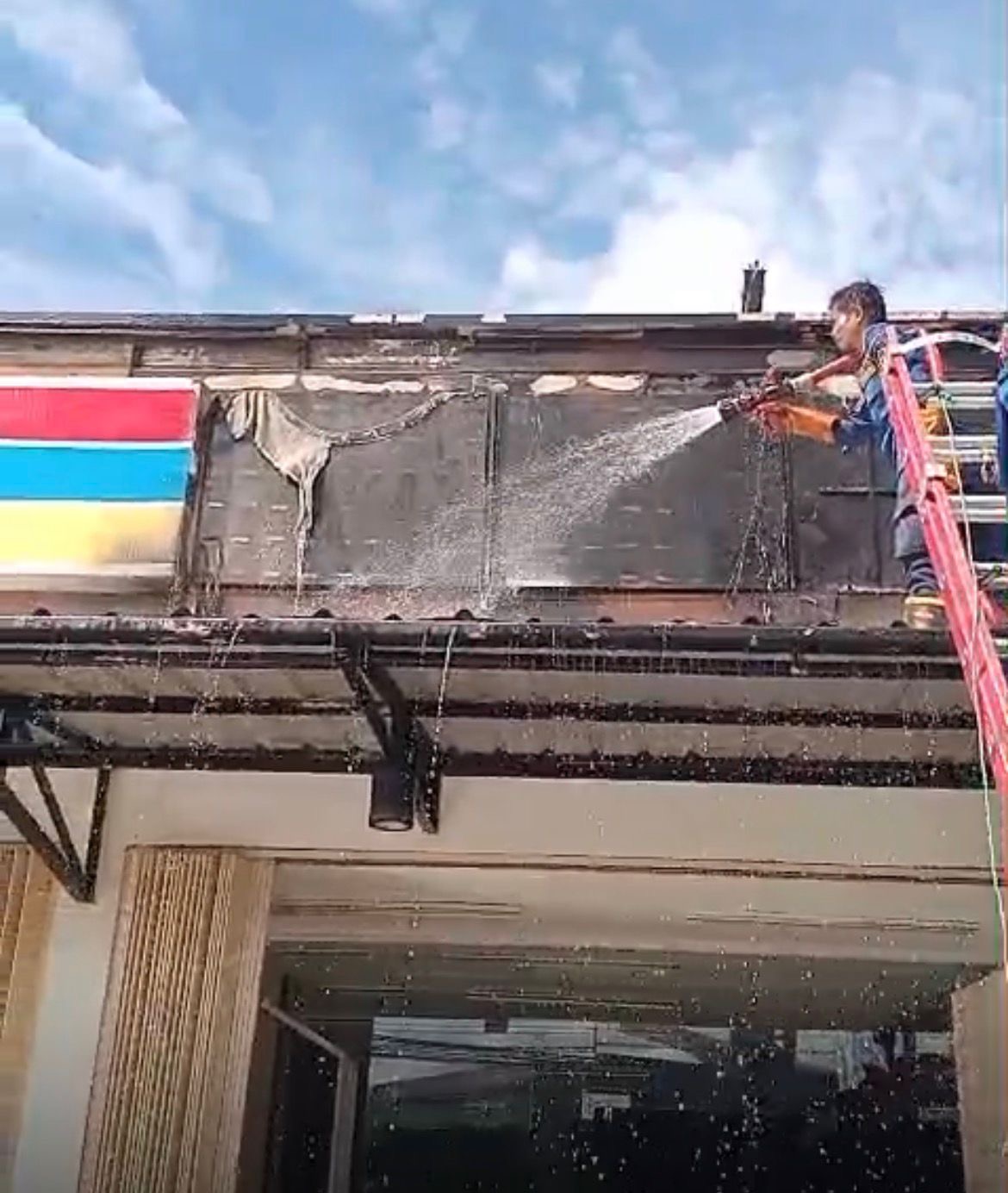 Kebakaran Indomaret di Baruga Akibat Korsleting Listrik, Kerugian Capai Rp40 Juta