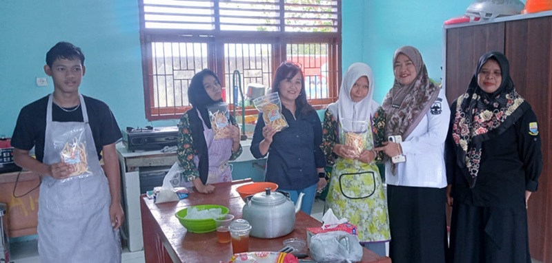 SLB Negeri Tanjab Timur Juara 1 Lomba Membatik Provinsi Jambi, Berkat Bantuan Peralatan dari SKK Migas-PetroChina