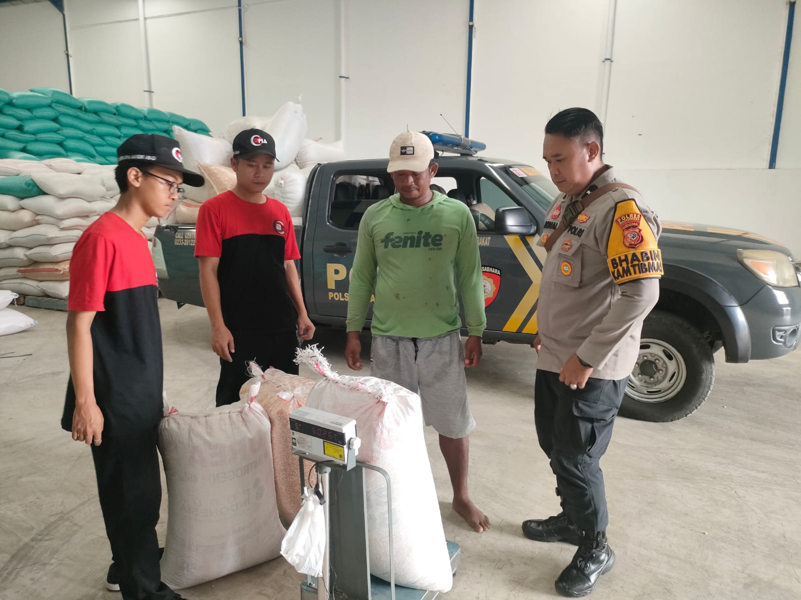 Polsek Majalengka Kota Kawal Penyerapan Jagung Petani ke Bulog, Target Swasembada 2026