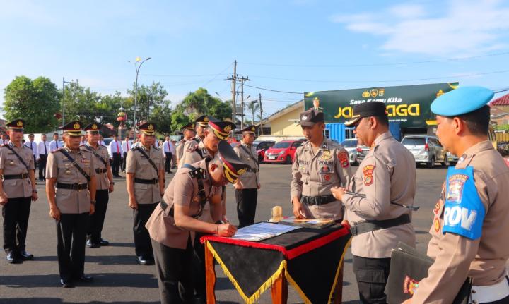 Polresta Bandar Lampung Mutasi 12 Pejabat Utama dan Kapolsek, Ini Daftar Lengkapnya