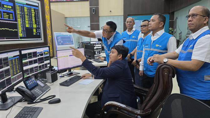 Sistem Listrik Sumatra Pulih 100%, Bos PLN Turun Langsung ke Lapangan Pastikan Nyala ke Pelanggan