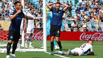 Cedera Otot Stefan De Vrij di Laga Inter vs Bologna Bikin Chivu Cemas Jelang Piala Dunia 2026