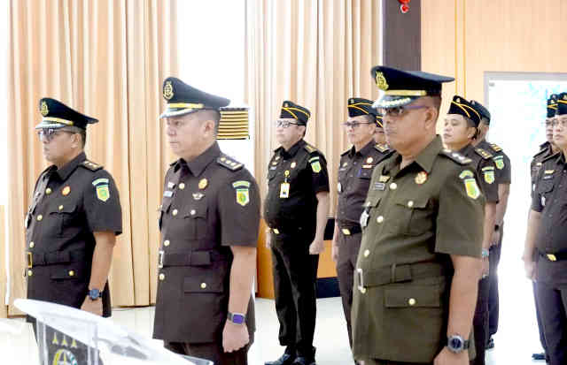 8 Pejabat Eselon IV di Lingkungan Kejati Kepri Resmi Dilantik, Kajiti Tekankan Integritas dan Profesionalisme